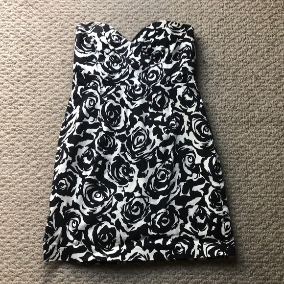 Forever 21 Strapless Dress - Picture 1 of 4
